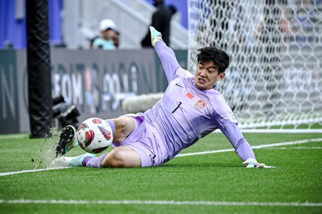 开云体育官网-颜骏凌2场零封不自喜：靠的整体防守 提升防线自信